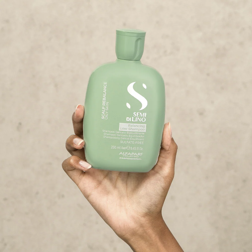 Alfaparf Milano Semi Di Lino Scalp Rebalance Balancing Low Shampoo 250ml - Image 2