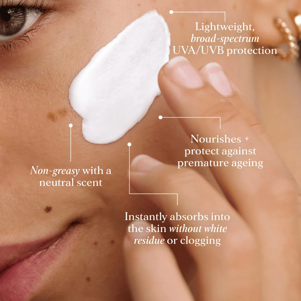 ALPHA-H Daily Essential Moisturiser SPF50+ 30ml - Image 2