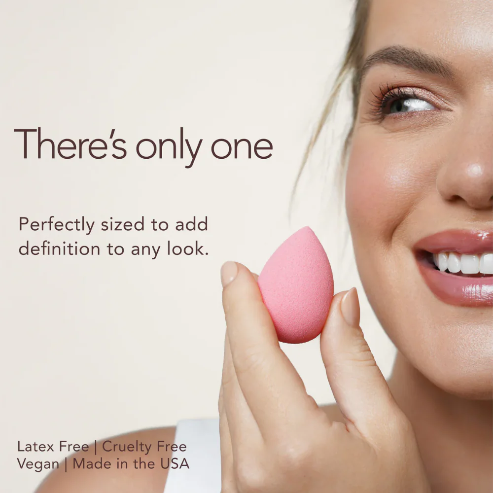 Beautyblender Cheeky Mid-Sized Makeup Sponge Blusher - Image 6