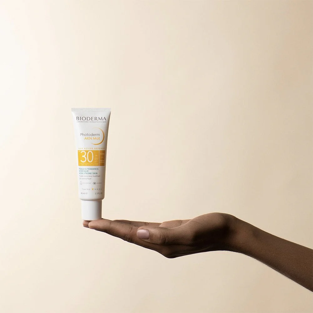 Bioderma Photoderm High Protection AKN Mat Correcting & Mattifying Fluid SPF30 40ml - Image 5