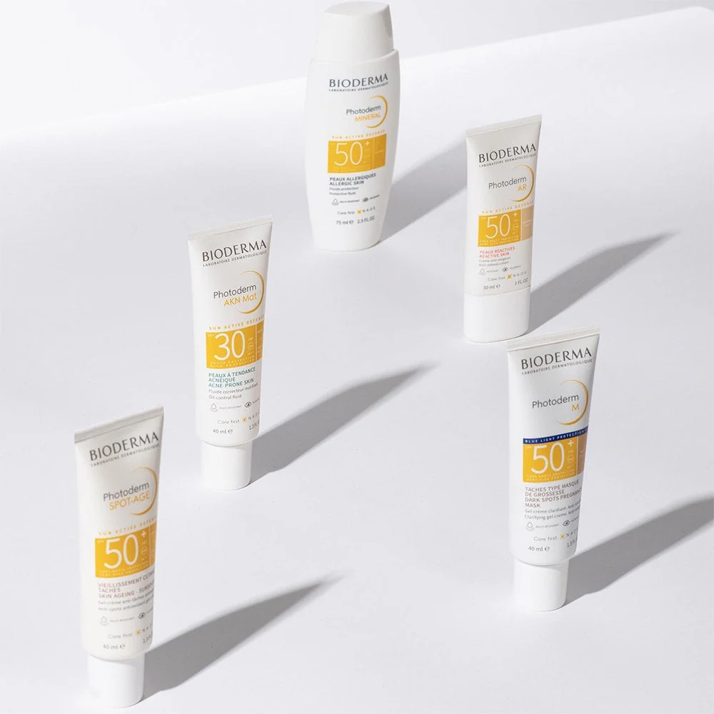 Bioderma Photoderm Max Very High Protection Golden Tinted Clarifying Gel-Cream SPF50+ 40ml - Image 4