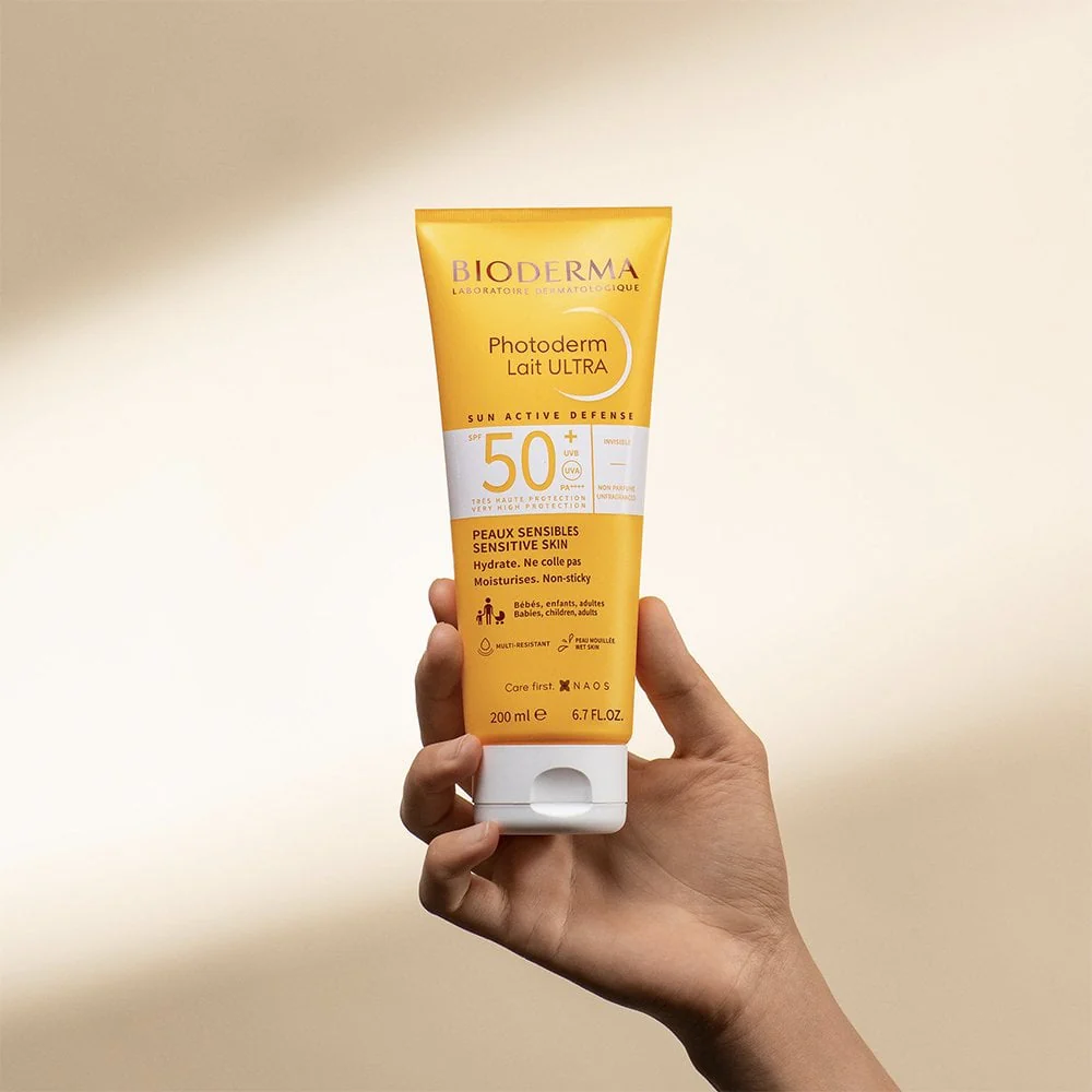 Bioderma Photoderm Max Very High Protection Lait Ultra Milk SPF50+ 200ml - Image 5