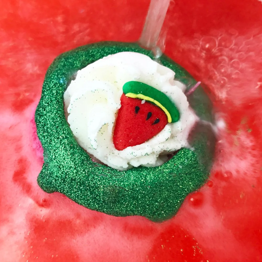 Bomb Cosmetics One In A Melon Bath Bomb - Image 2