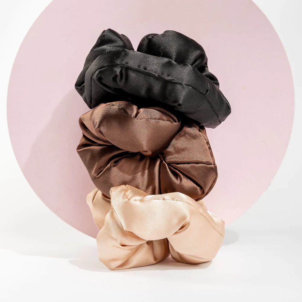 Brushworks Assorted Large Classic Cloud Scrunchies Pack of 3 - Image 4