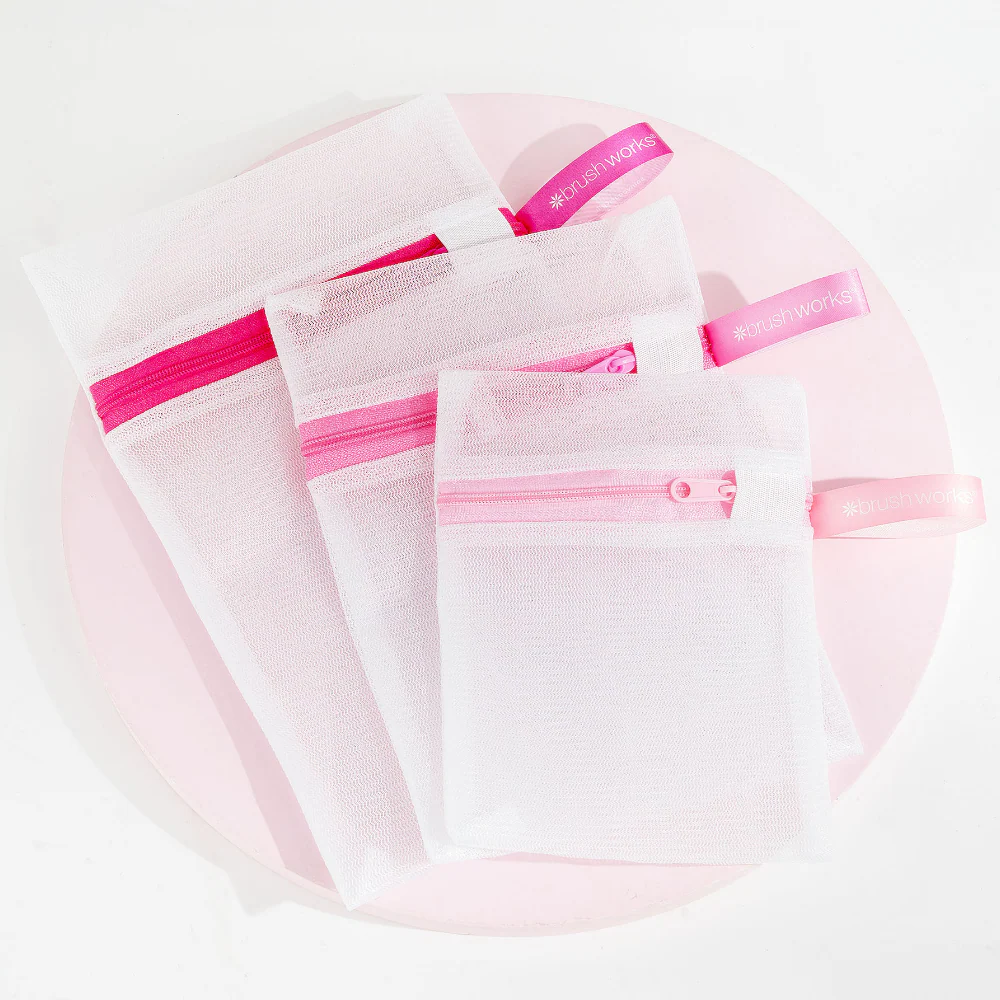 Brushworks Assorted Size Beauty Wash Bag Set Pack of 3 - Image 4