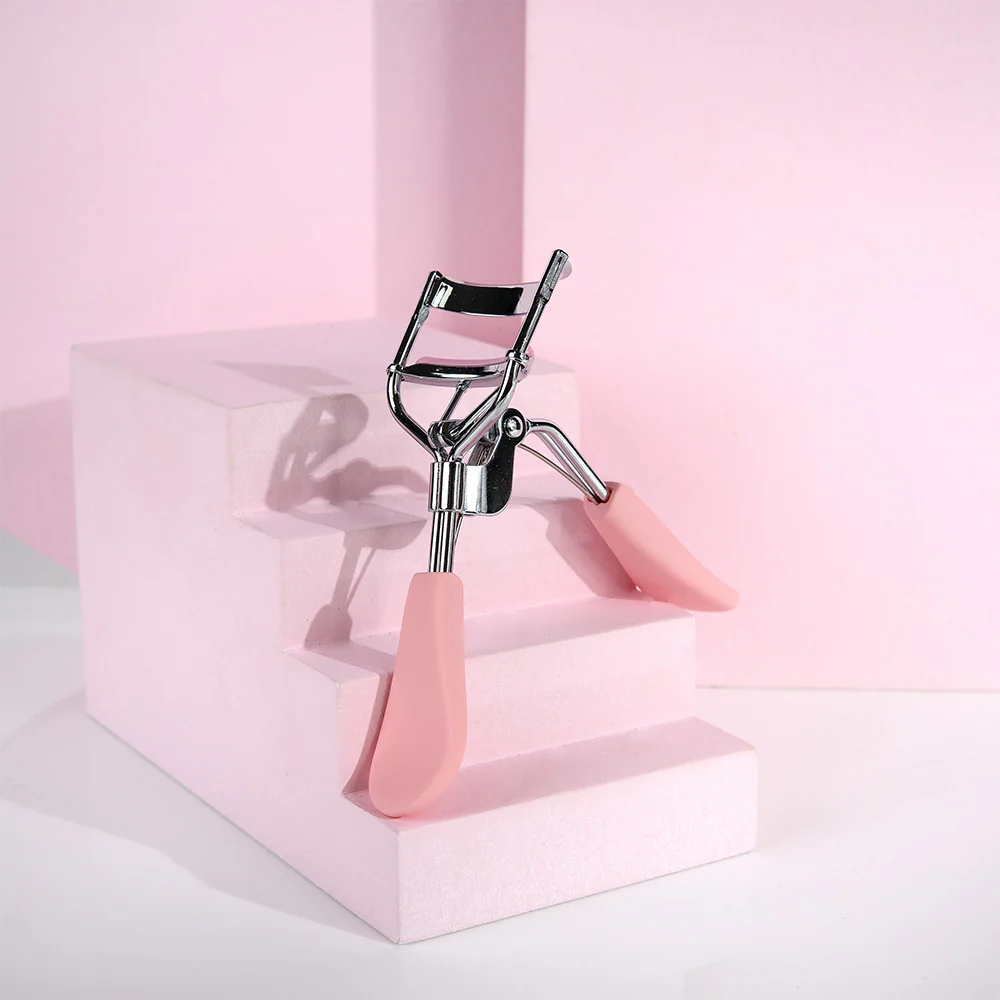 Brushworks Eyelash Curler Pink - Image 3