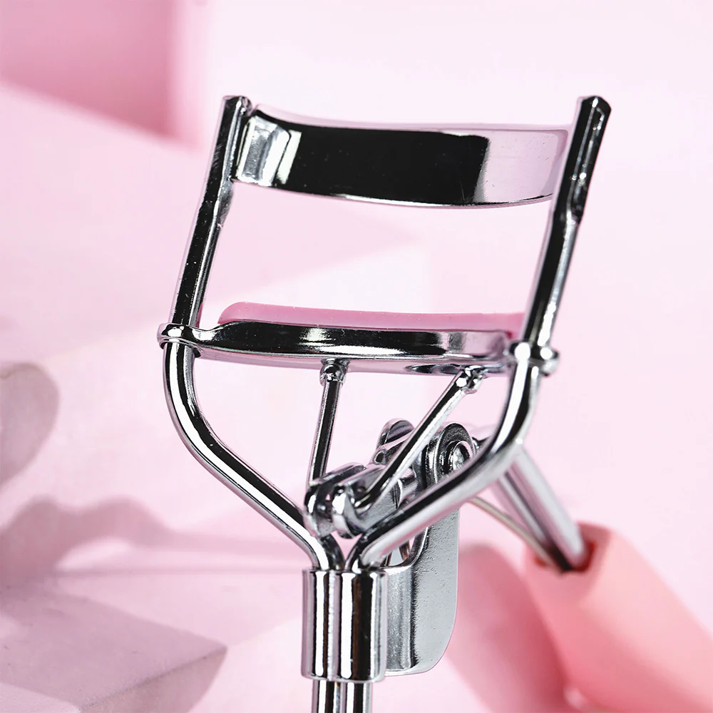 Brushworks Eyelash Curler Pink - Image 4