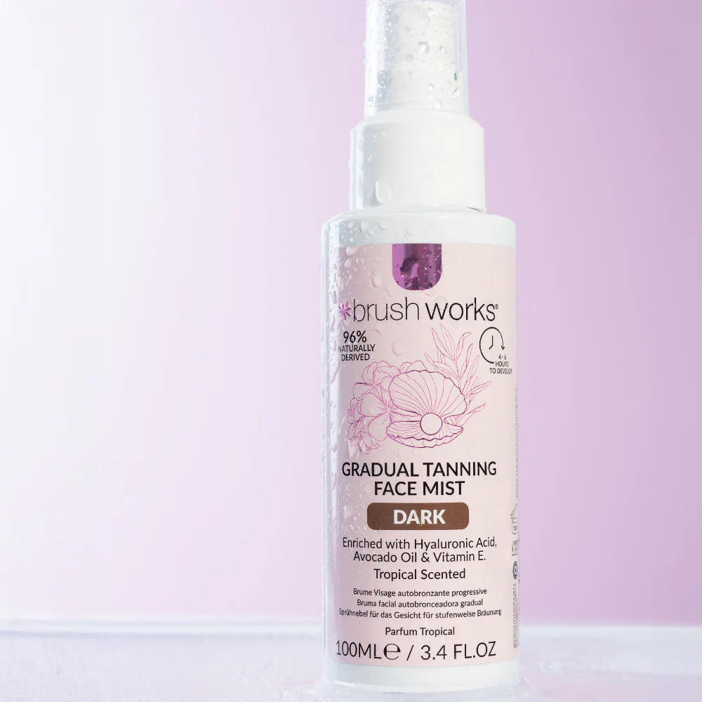 Brushworks Gradual Tanning Face Mist Dark 100ml - Image 3
