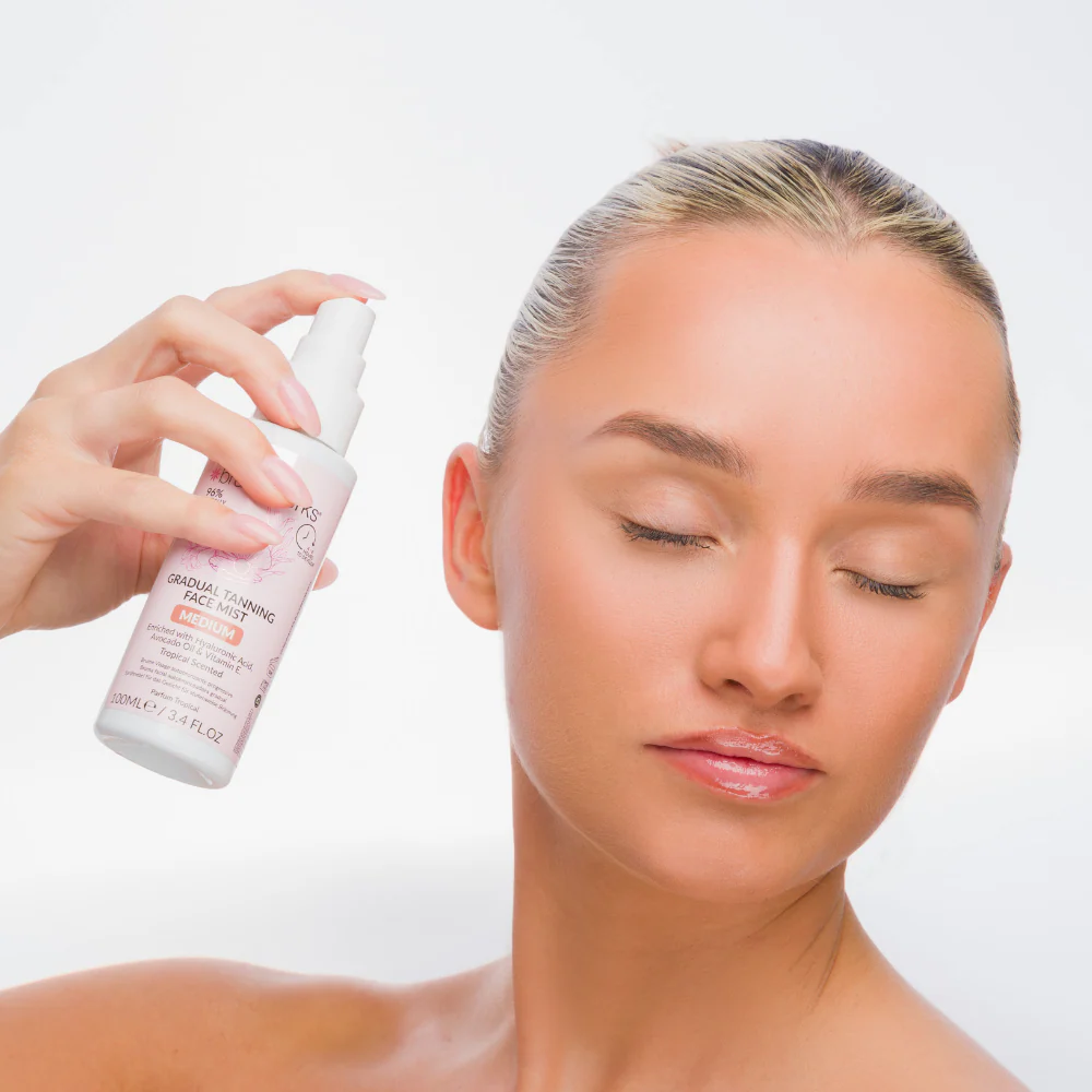 Brushworks Gradual Tanning Face Mist Medium 100ml - Image 7