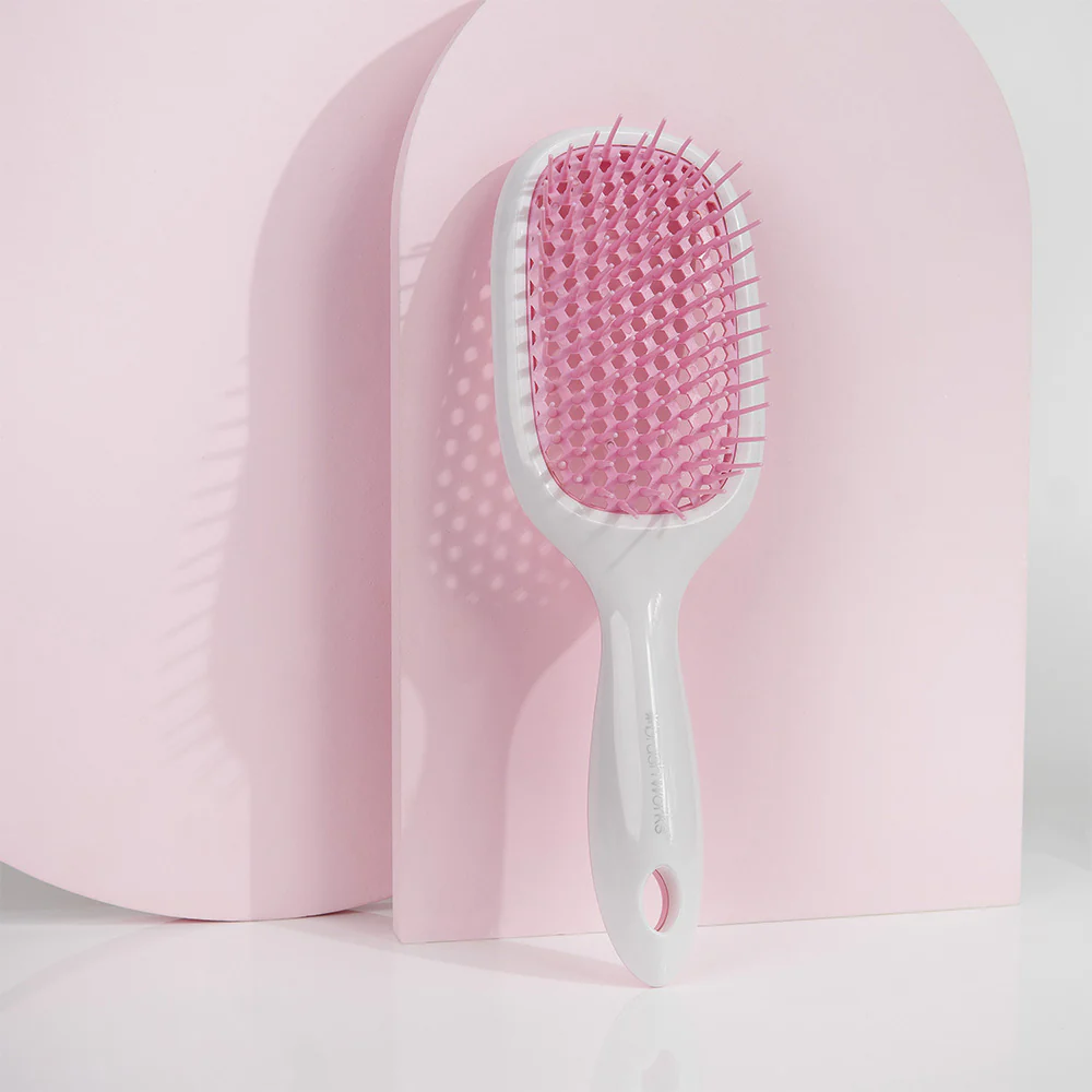 Brushworks HD Quick Blow Dry Hair Brush - Image 3
