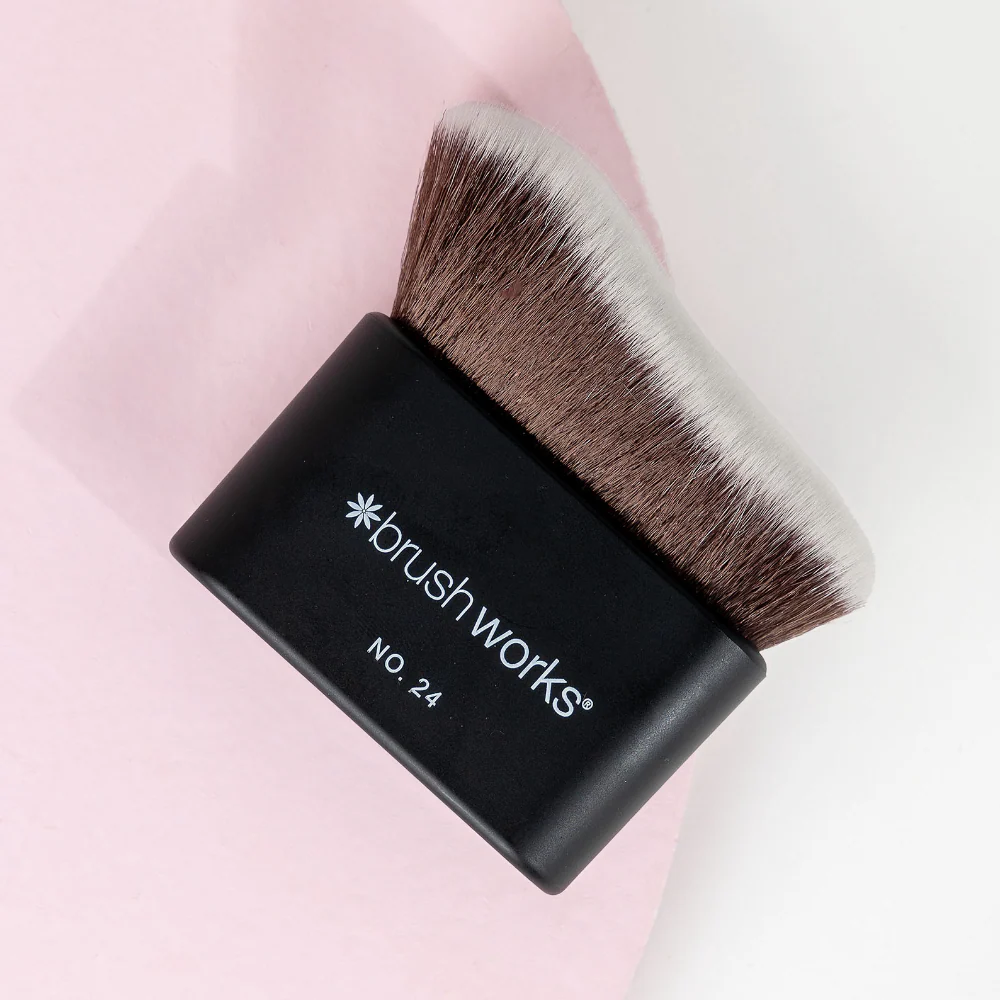 Brushworks No. 24 Blending Face & Body Brush - Image 4