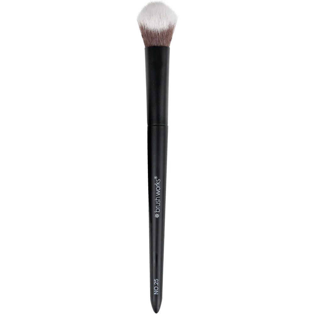 Brushworks No. 25 Brightening Concealer Brush - Image 3