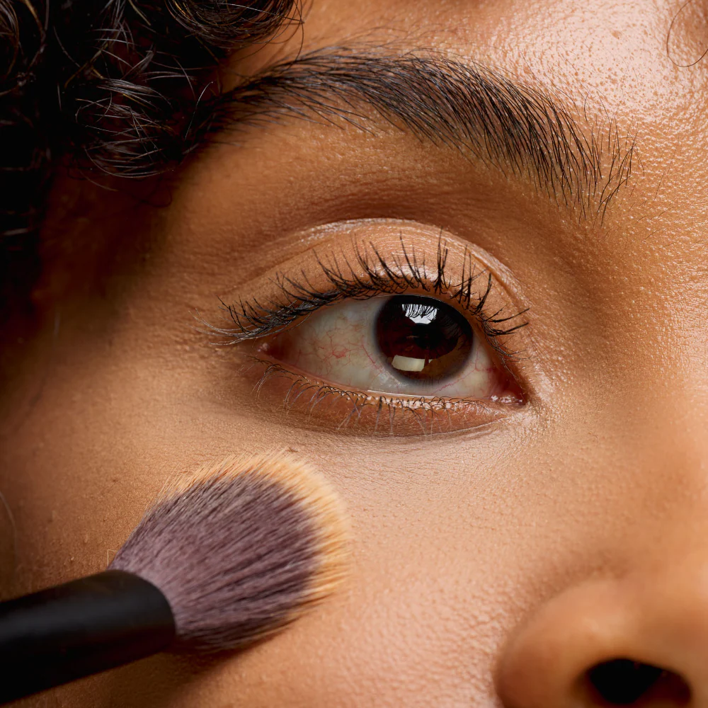 Brushworks No. 25 Brightening Concealer Brush - Image 9