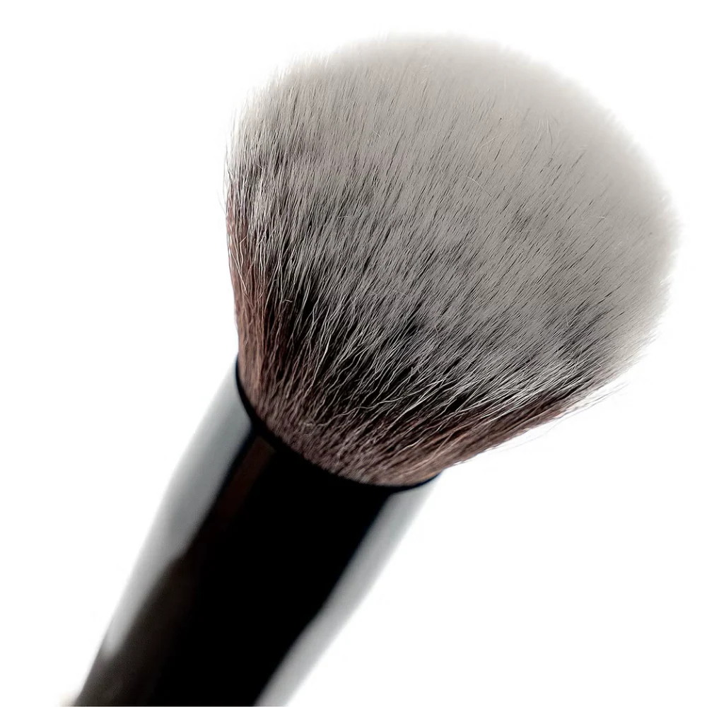 Brushworks No. 3 Multi-Tasking Brush - Image 3