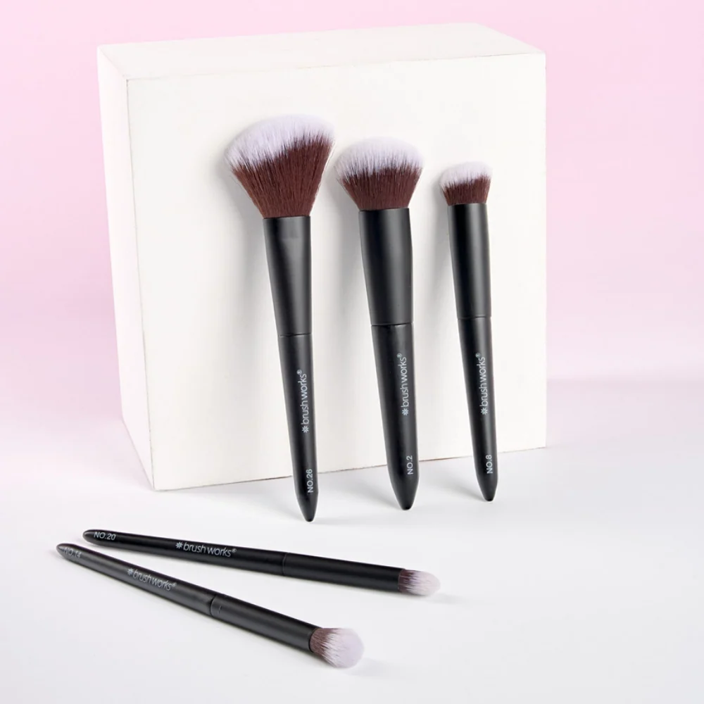 Brushworks On-The-Go Travel Makeup Brush Set - Image 3