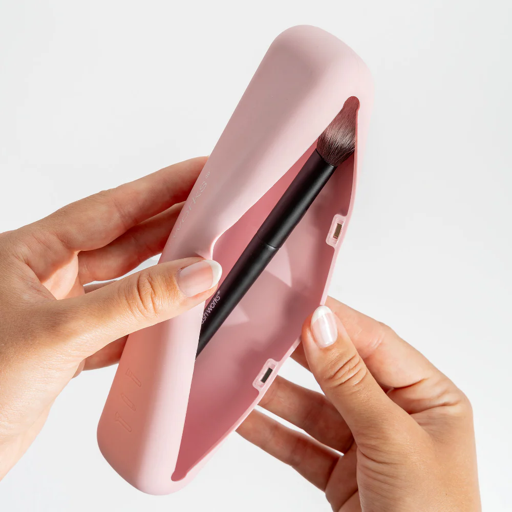 Brushworks Silicone Makeup Brush Shield - Image 5
