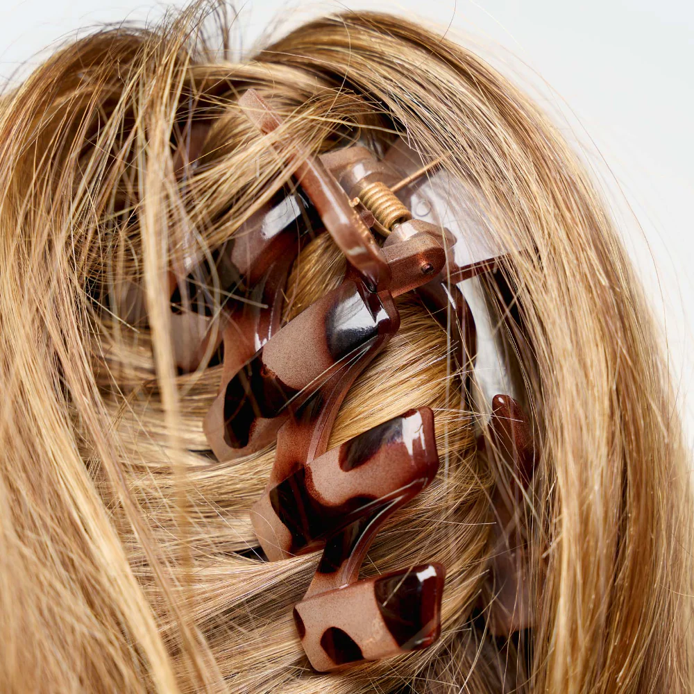 Brushworks Tortoiseshell Claw Clips Pack of 3 - Image 6