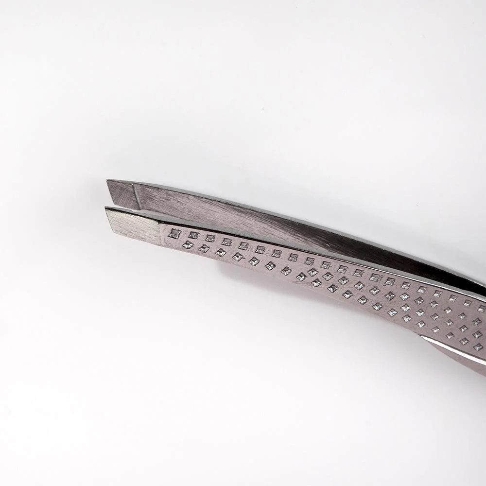 Brushworks Traditional Tweezers - Image 5