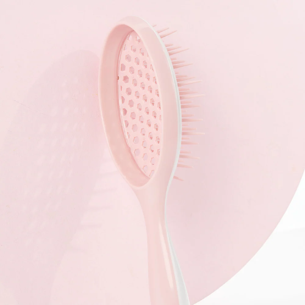 Brushworks Travel Blow Dry Brush - Image 4