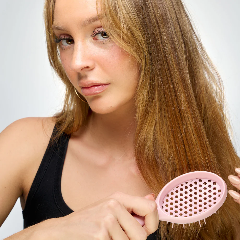 Brushworks Travel Blow Dry Brush - Image 6