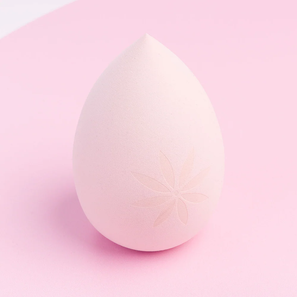Brushworks XL Complexion Makeup Sponge - Image 6