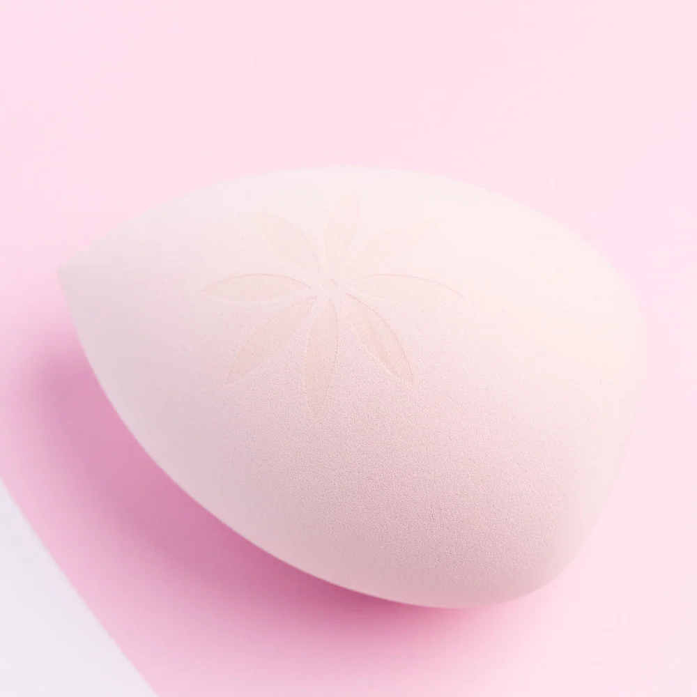 Brushworks XL Complexion Makeup Sponge - Image 7