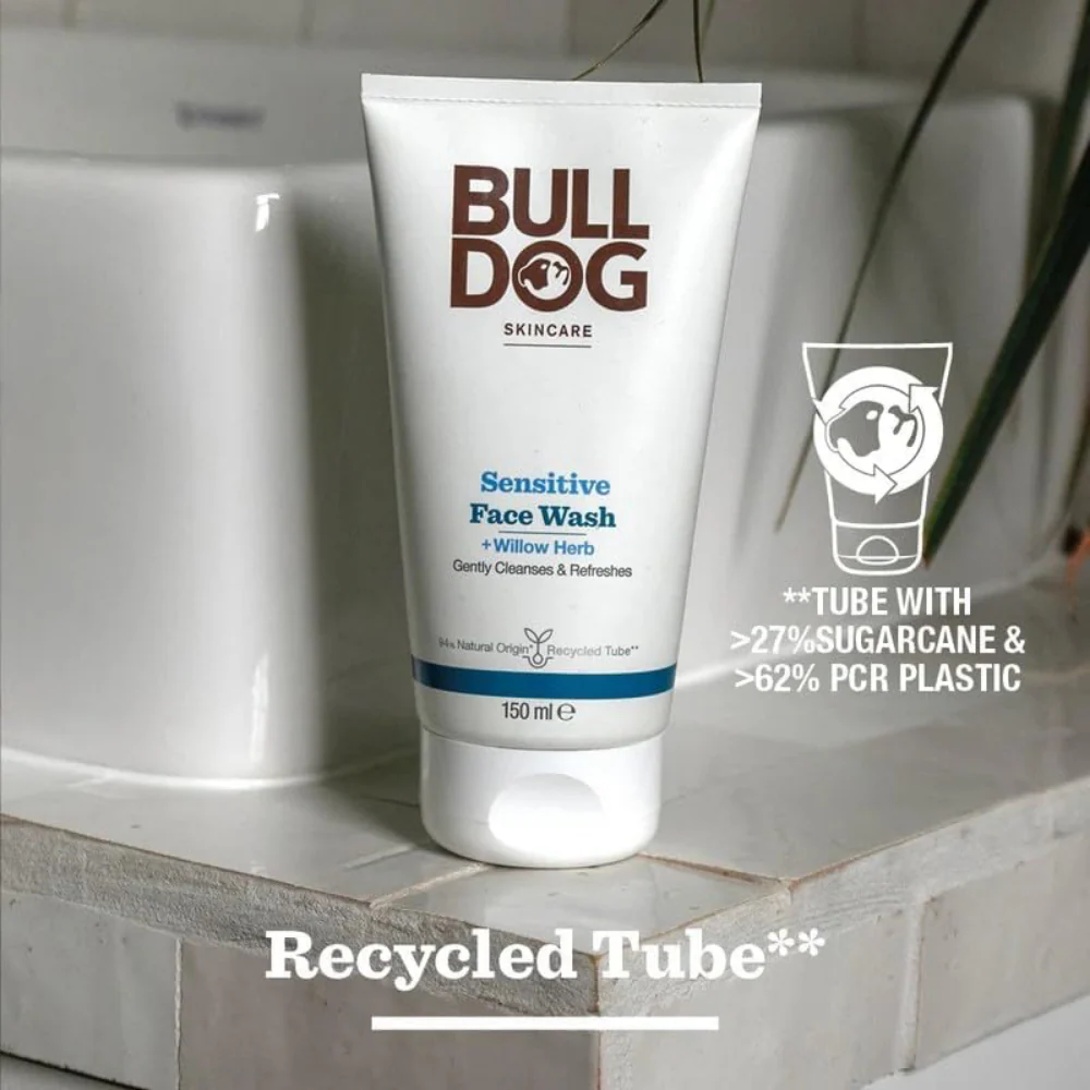 Bulldog Skincare Sensitive Face Wash 150ml - Image 4