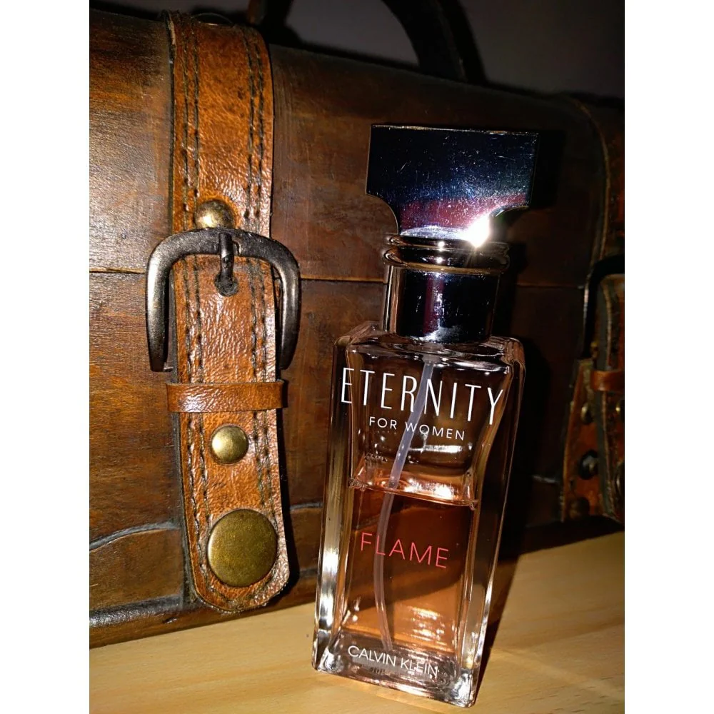 Calvin Klein Eternity Flame Woman Eau De Parfum 100ml - Image 4