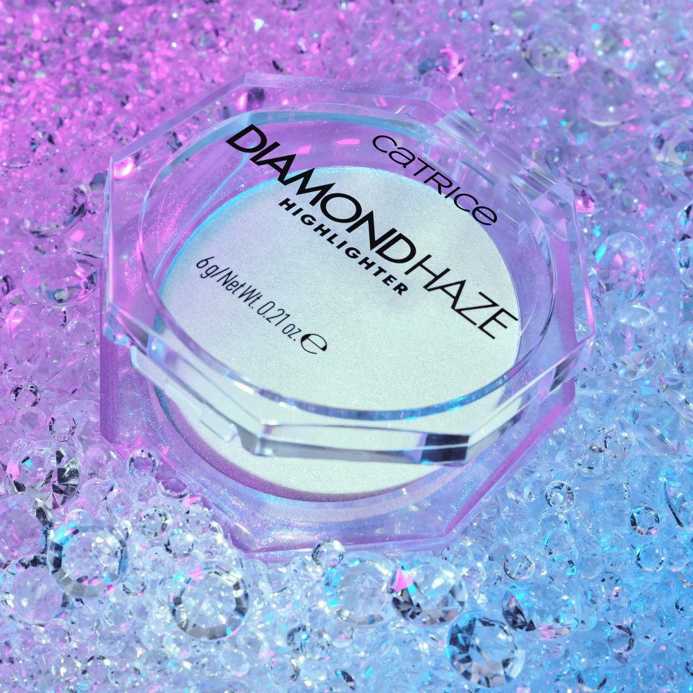 Catrice Cosmetics Diamond Haze Highlighter 010 Gimme Glitter 6g - Image 4
