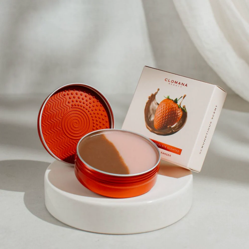 Clomana Strawberry & Chocolate Brush Cleanser - Image 3