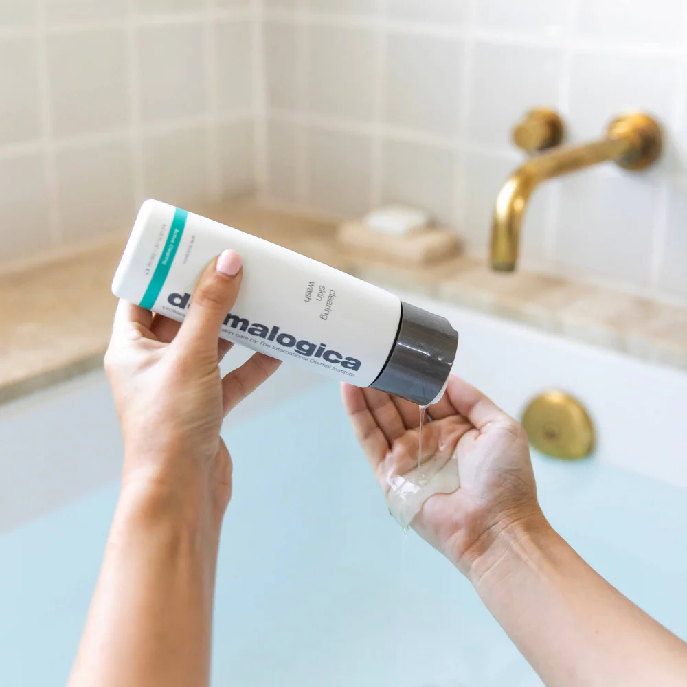 Dermalogica Active Clearing Skin Wash Breakout Clearing Foam 250ml - Image 3