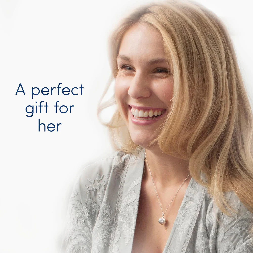 Dove Glow & Go Essentials Gradual Self Tan Gift Set - Image 6