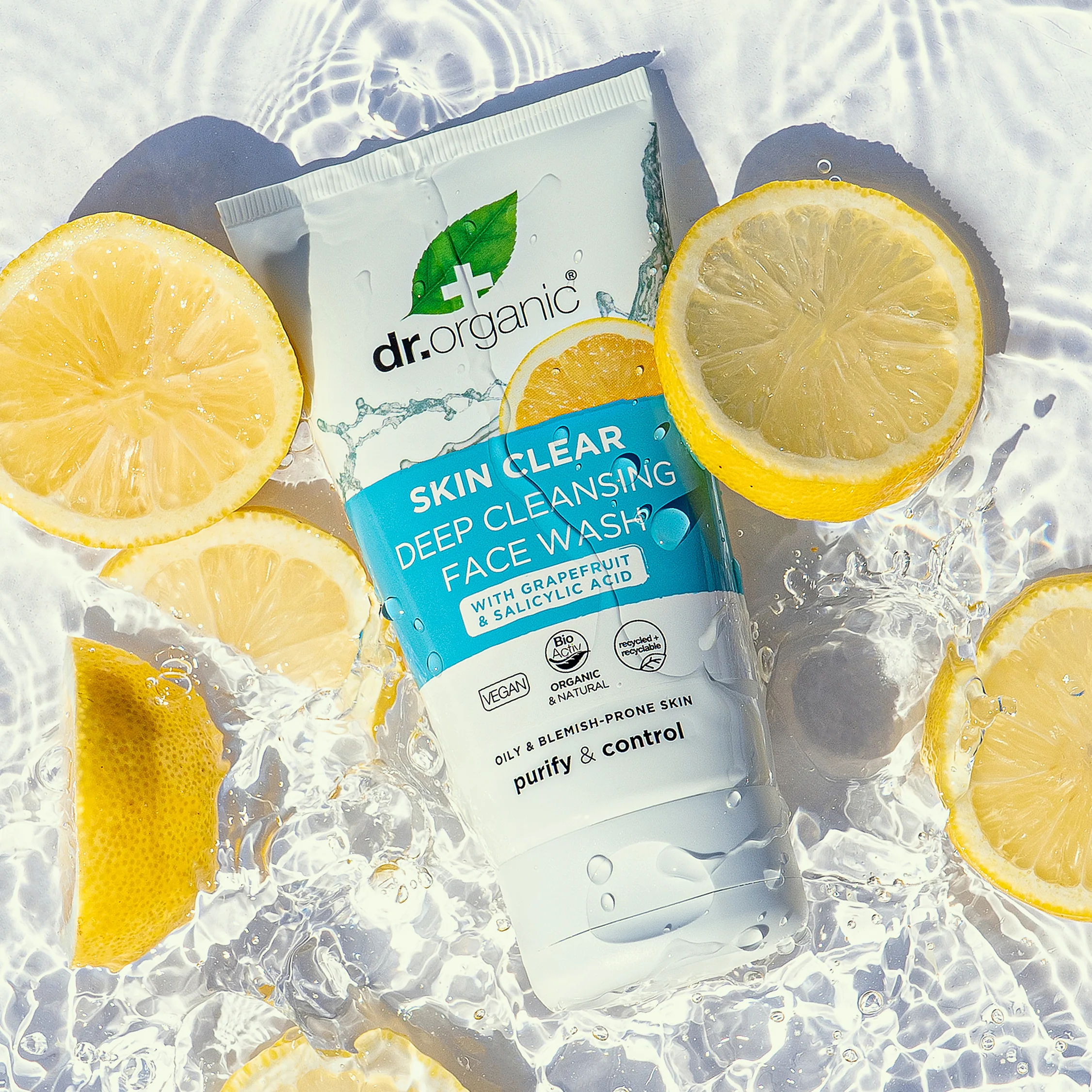 Dr. Organic Skin Clear 5-in-1 Deep Pore Cleansing Face Wash 125ml - Image 4