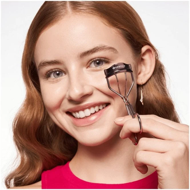 Essence All The Way Up Lash Curler - Image 3