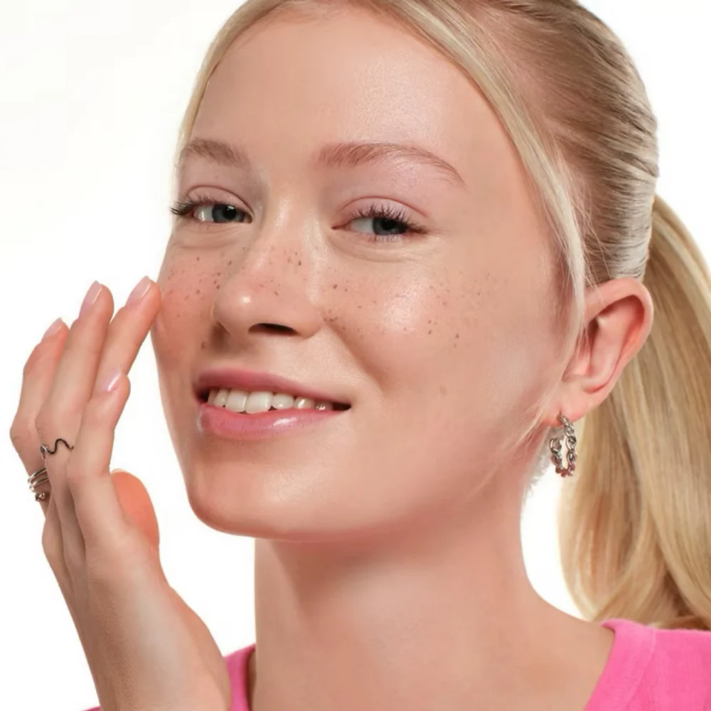 Essence Baby Got Freckles Freckle Pen 1ml - Image 7