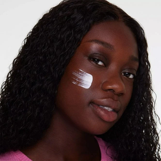 Essence Hydro Hero Moisturising Primer 30ml - Image 4
