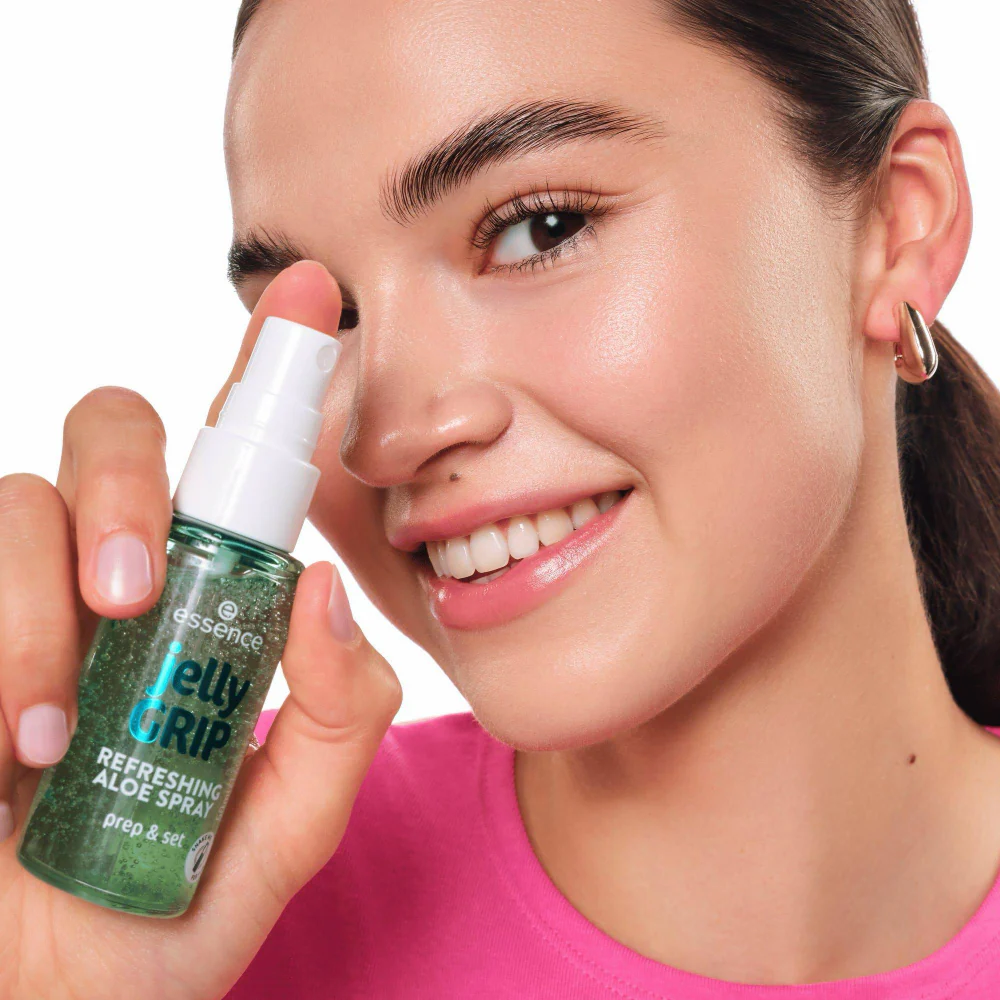 Essence Jelly Grip Refreshing Aloe Spray 50ml - Image 4