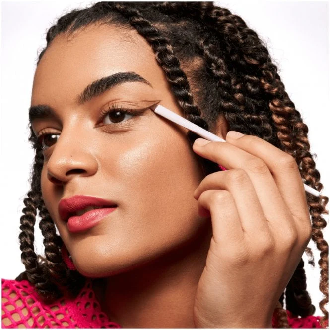 Essence Just Wing It Eyeliner Brush - Image 3