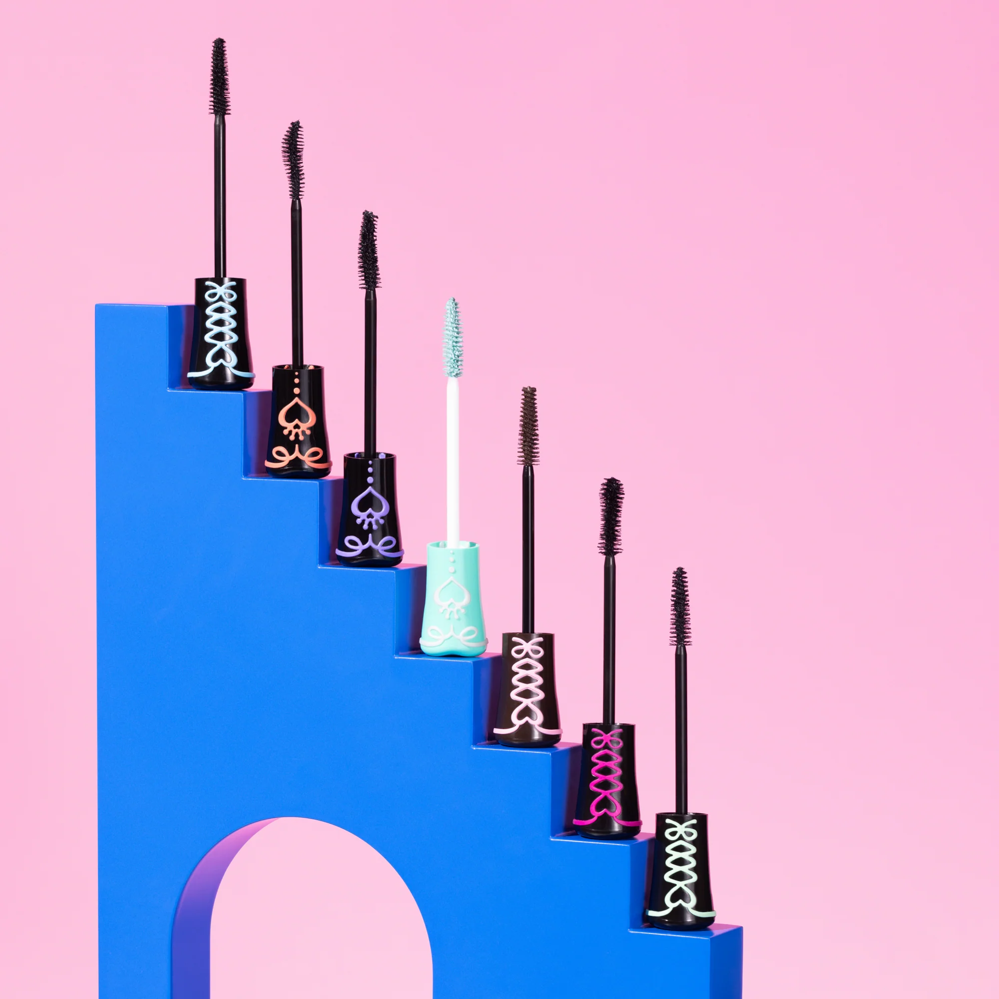 Essence Lash Princess Length & Volume Mascara Primer 9ml - Image 3