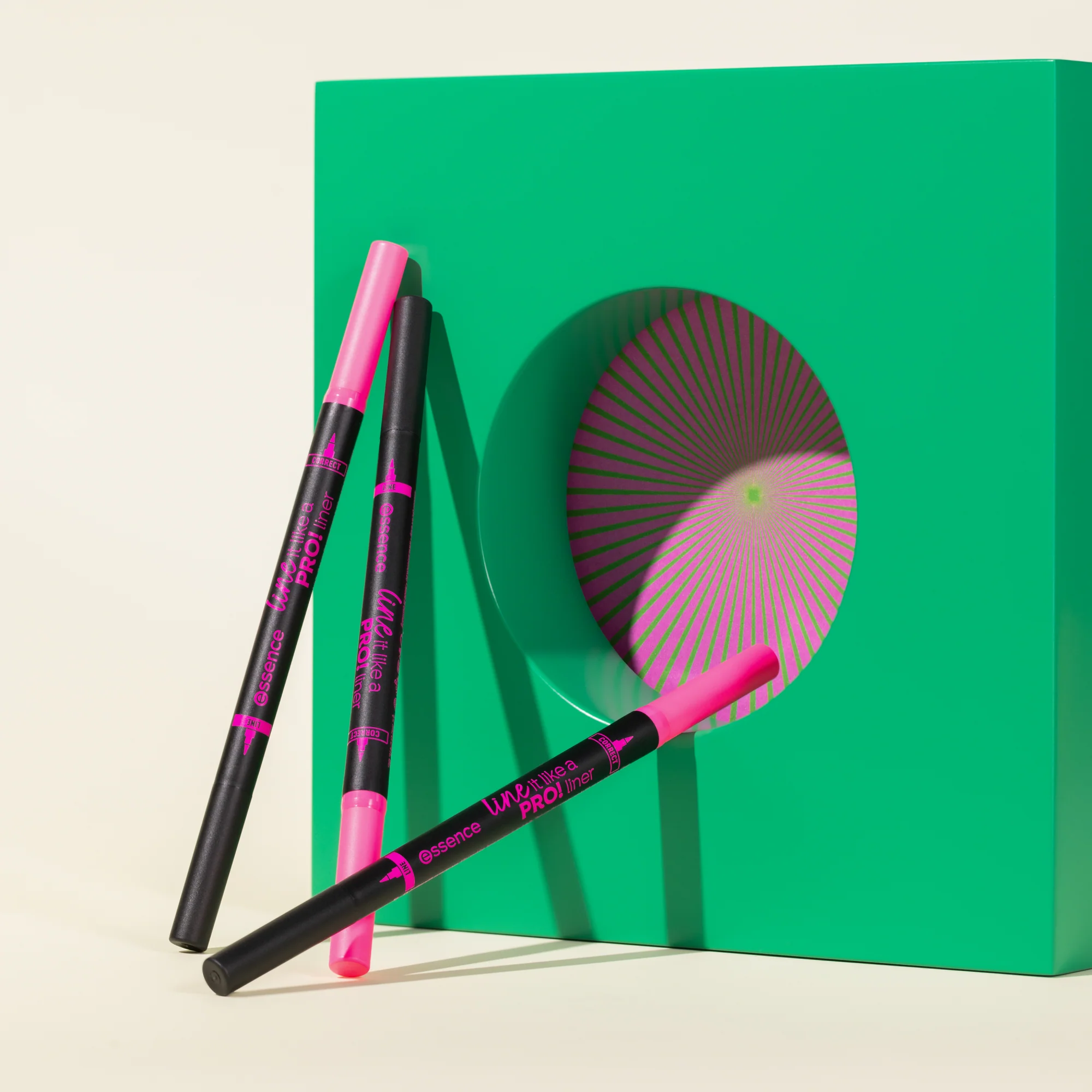 Essence Line It Like A Pro! Liner 01 Black 1.2ml - Image 3