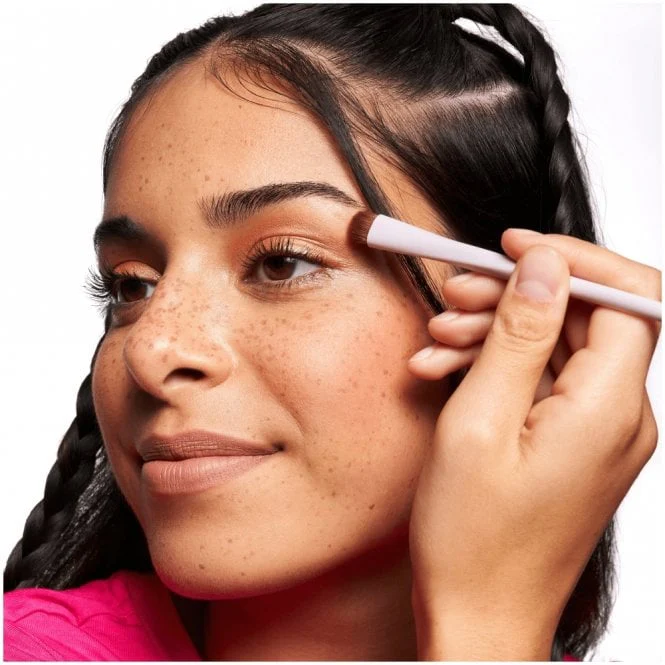 Essence Throwing A Little Shade Eyeshadow Brush - Image 2