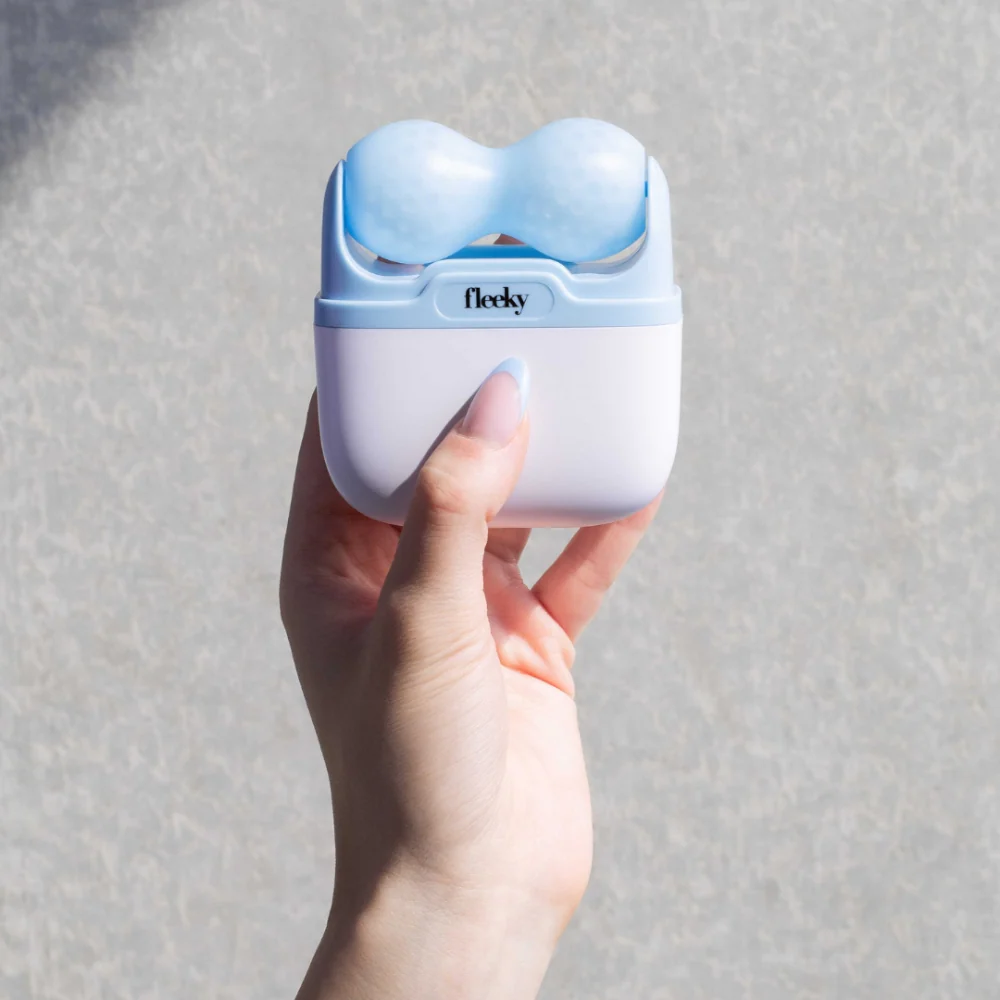 Fleeky Facial Ice Roller - Image 4