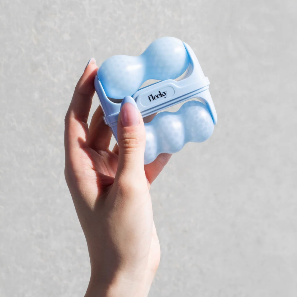 Fleeky Facial Ice Roller - Image 5