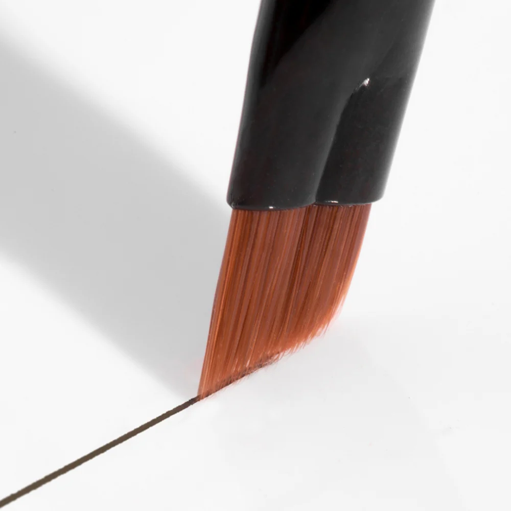 HD Brows Super Fine Angled Brow Brush - Image 3
