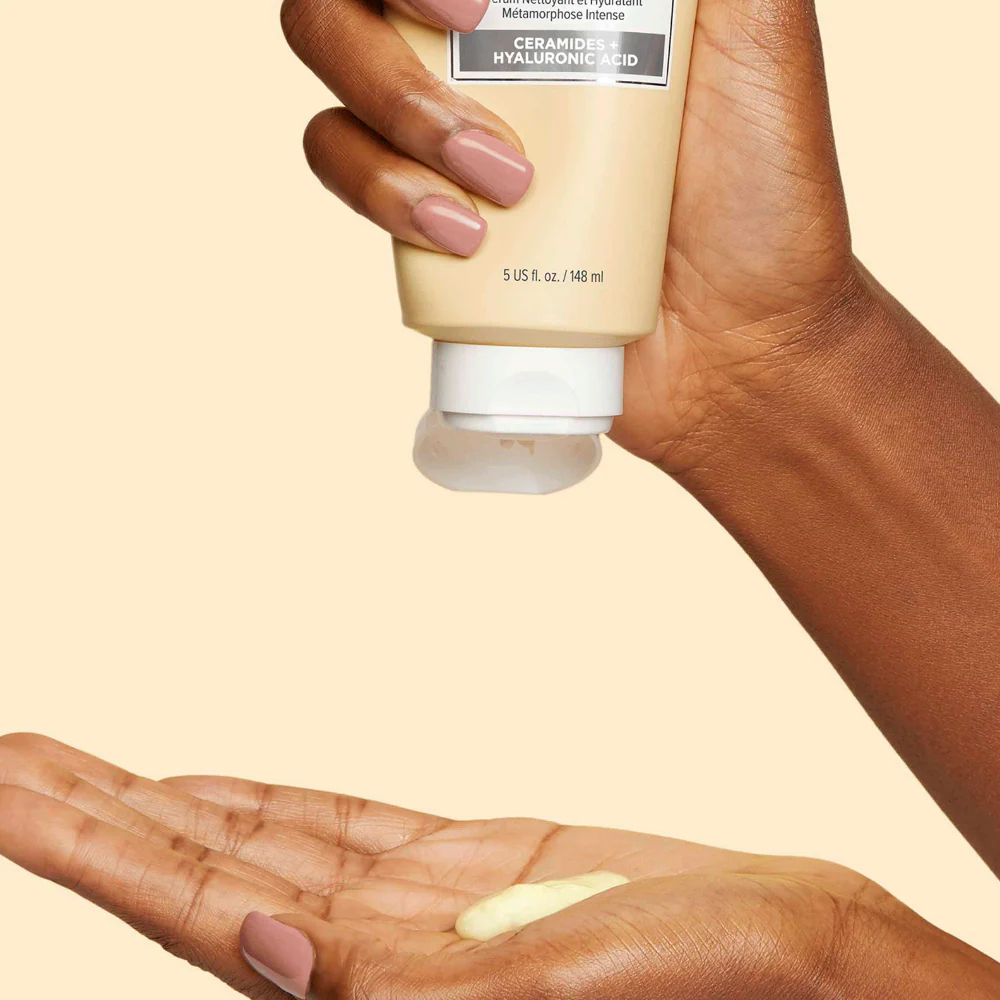 IT Cosmetics Confidence In A Cleanser Skin-Transforming Hydrating Cleansing Serum 148ml - Image 4