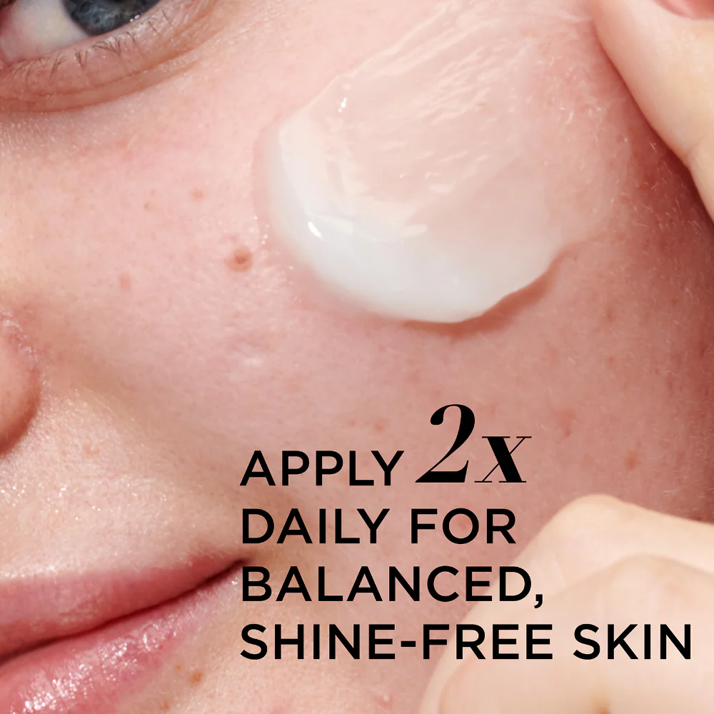 IT Cosmetics Confidence In A Gel Cream Oil Control + Anti-Ageing Ultra Light Skin Balancing Moisturiser 60ml - Image 3