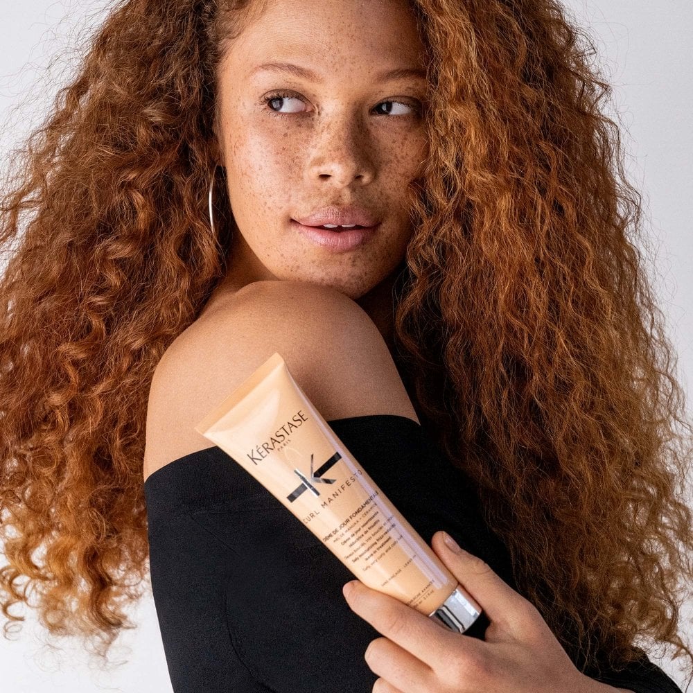 Kérastase Curl Manifesto Creme De Jour Fondamentale Frizz-Reducing Leave-In Treatment 150ml - Image 8
