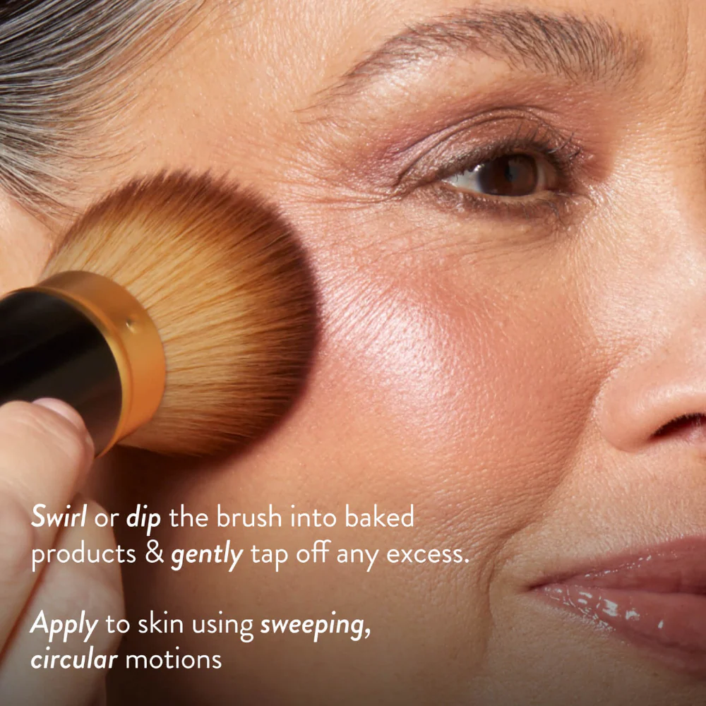 Laura Geller Retractable Angled Kabuki Brush - Image 4