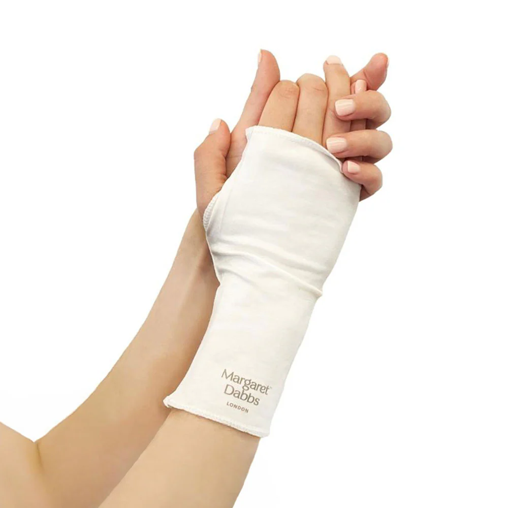 Margaret Dabbs London Luxury Treatment Gloves - Image 2
