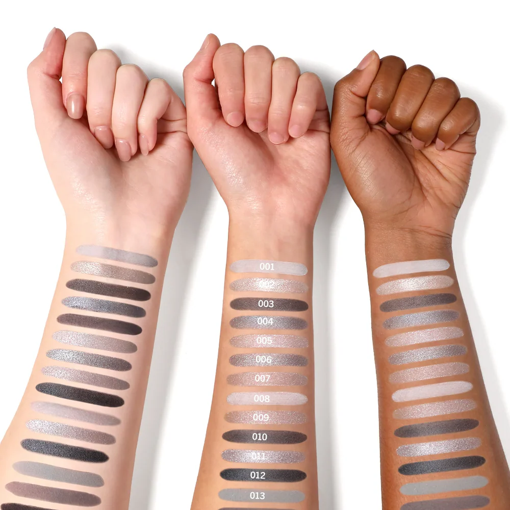 MOIRA Celestial Chic 15 Colour Eyeshadow Palette - Image 3